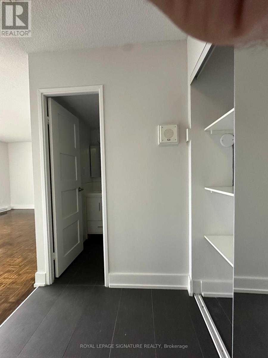 1414 - 33 Isabella Street, Toronto, Ontario  M4Y 2P7 - Photo 7 - C12434961