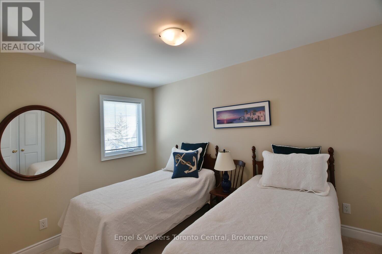 47 Meadowbrook Lane, Blue Mountains, Ontario  N0H 2P0 - Photo 23 - X12436590