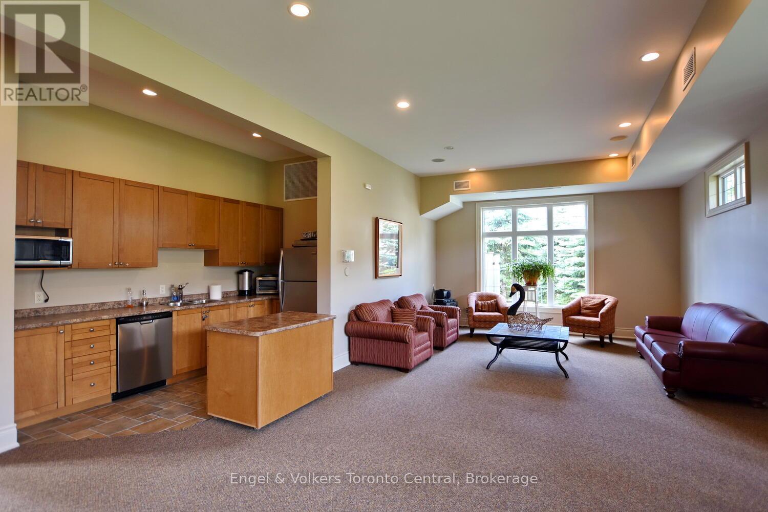 47 Meadowbrook Lane, Blue Mountains, Ontario  N0H 2P0 - Photo 35 - X12436590