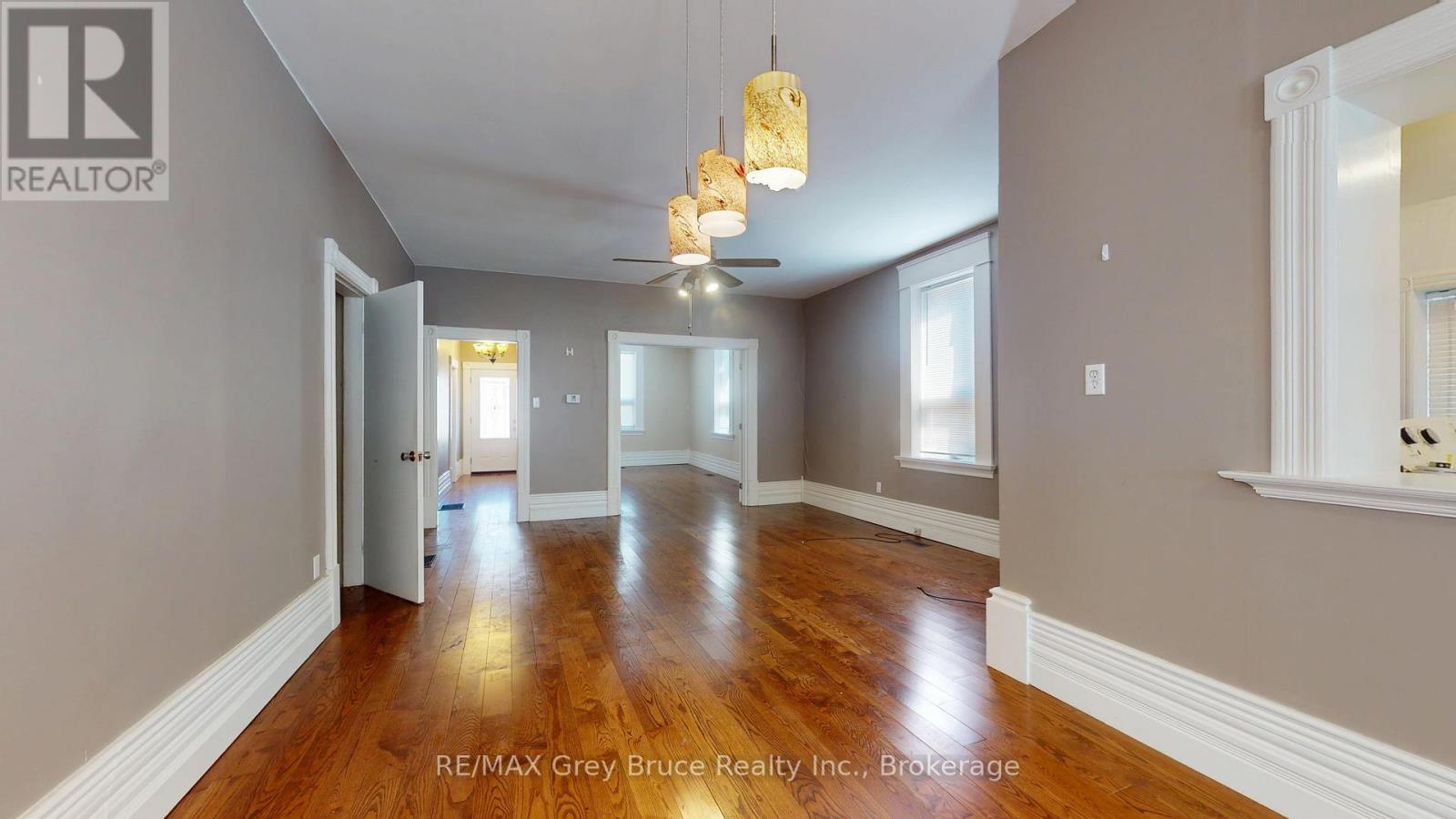 89 3rd Street Sw, Arran-Elderslie, Ontario  N0G 1L0 - Photo 10 - X12436629