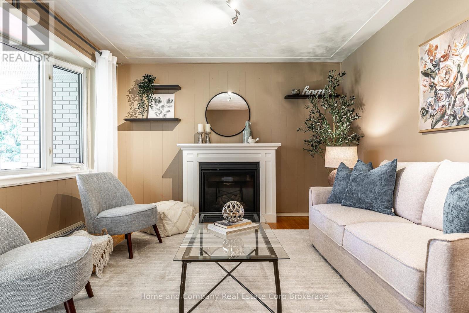 292 Redford Crescent, Stratford, Ontario  N5A 1P5 - Photo 3 - X12436642