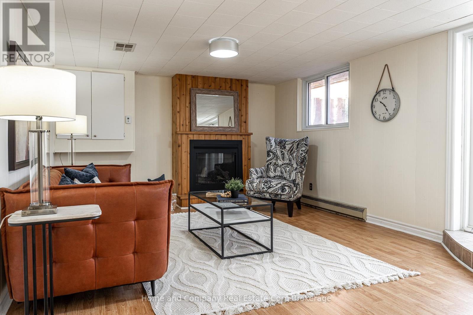292 Redford Crescent, Stratford, Ontario  N5A 1P5 - Photo 6 - X12436642