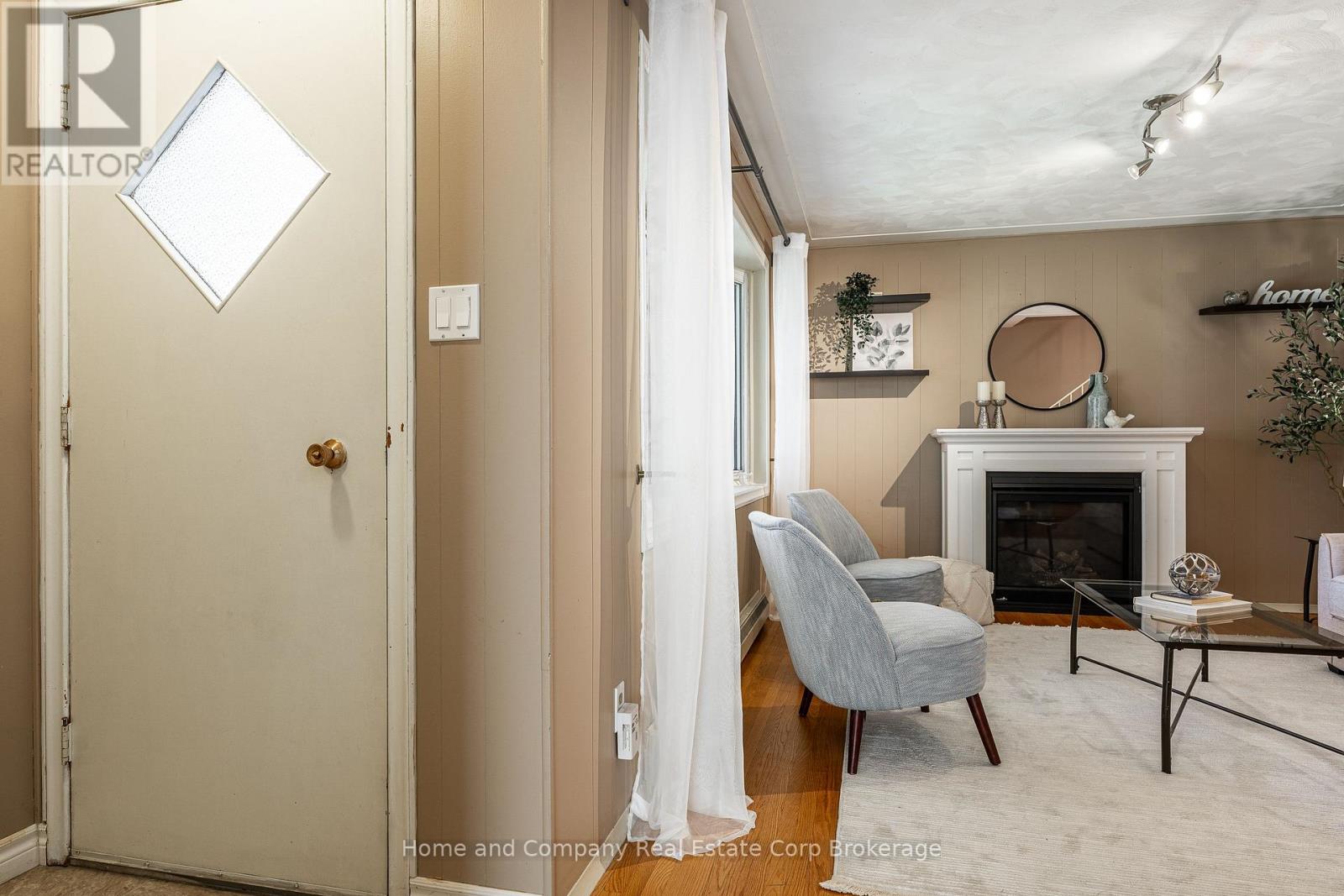 292 Redford Crescent, Stratford, Ontario  N5A 1P5 - Photo 8 - X12436642