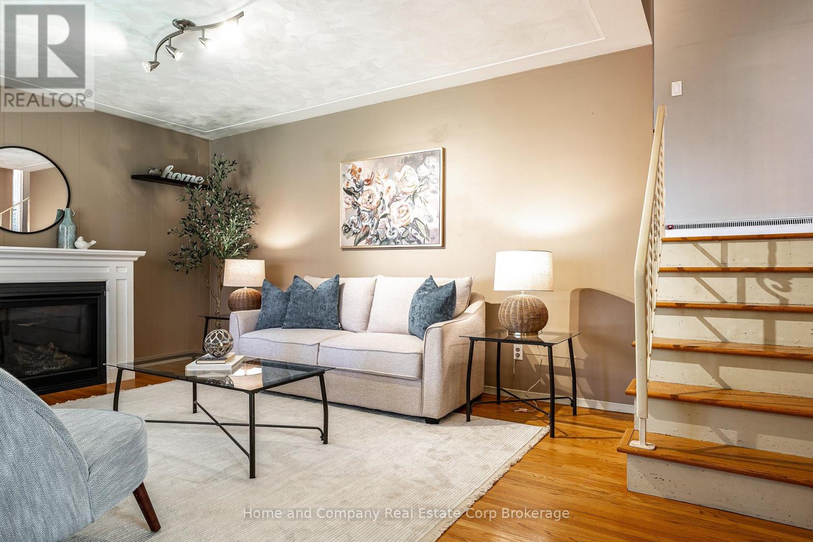 292 Redford Crescent, Stratford, Ontario  N5A 1P5 - Photo 9 - X12436642