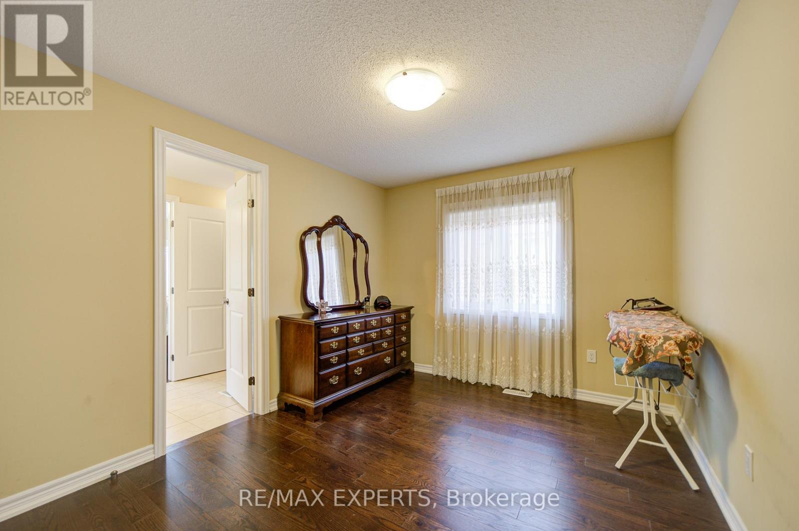 277 Chatfield Drive S, Vaughan, Ontario  L4H 3R8 - Photo 33 - N12436334