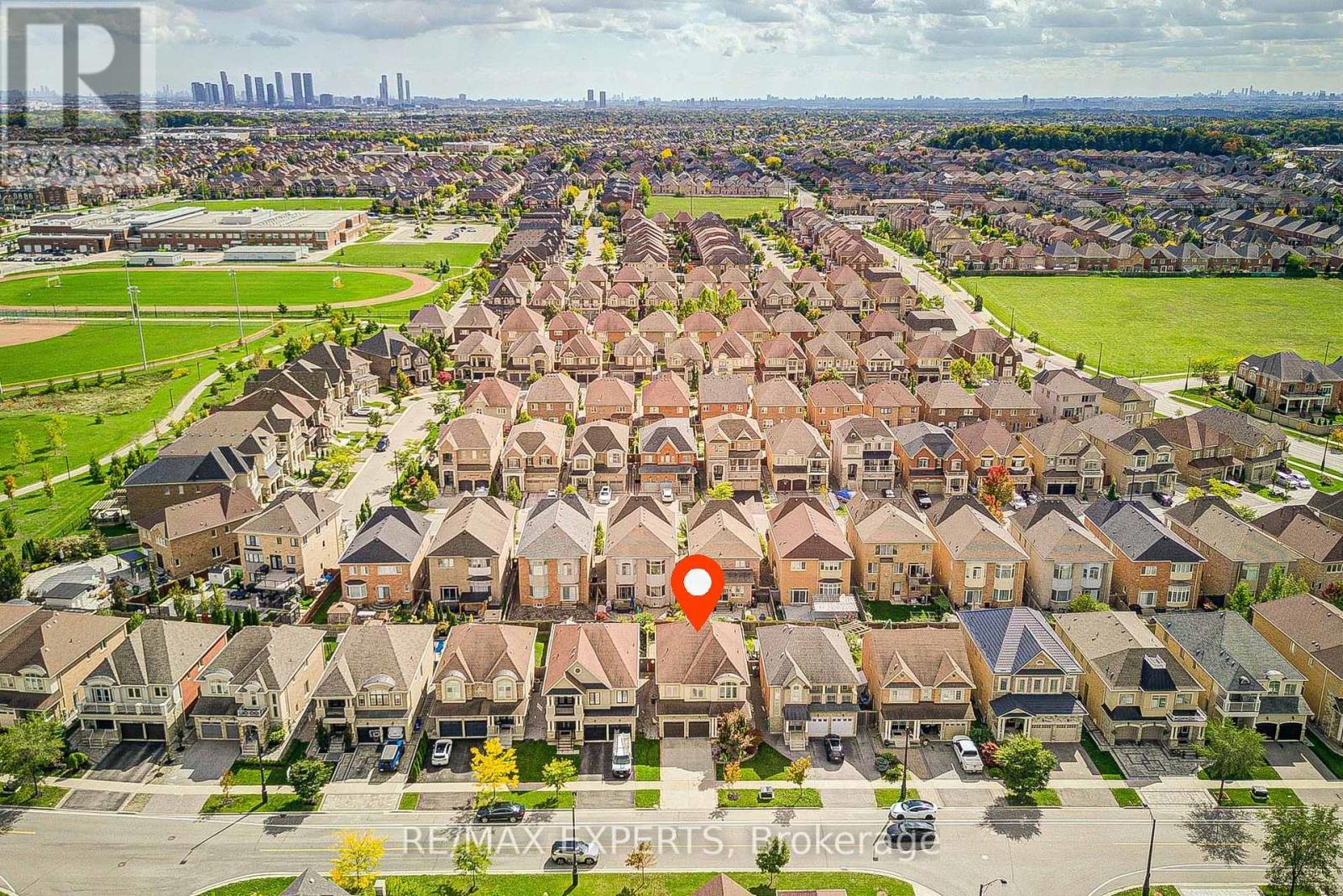 277 Chatfield Drive S, Vaughan, Ontario  L4H 3R8 - Photo 4 - N12436334