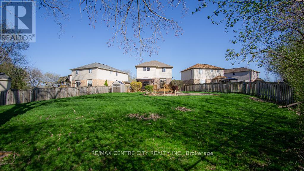 371 Ridgeview Court, London East, Ontario  N5Y 6H7 - Photo 20 - X12436589