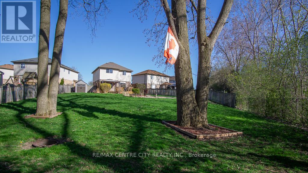 371 Ridgeview Court, London East, Ontario  N5Y 6H7 - Photo 21 - X12436589