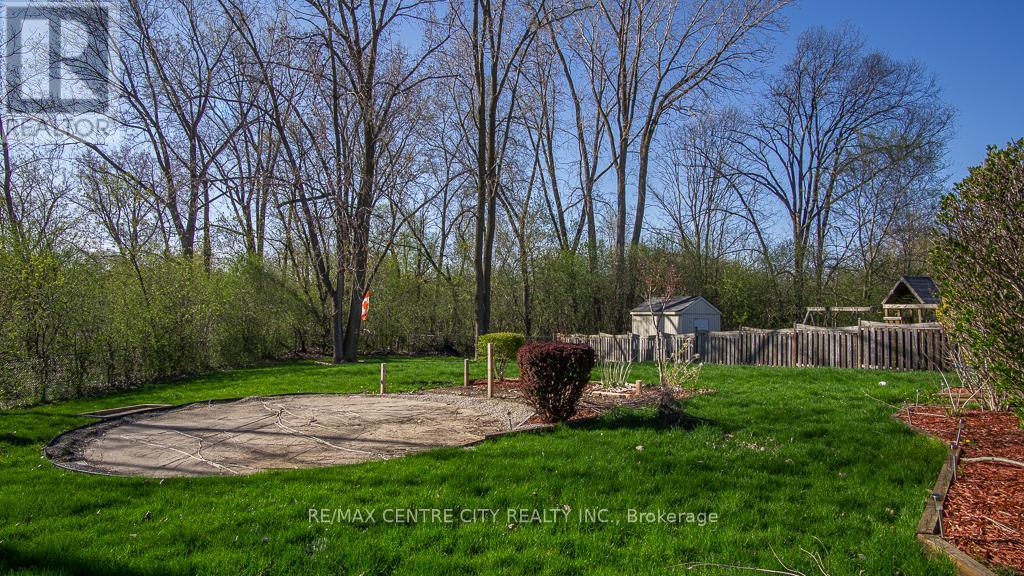 371 Ridgeview Court, London East, Ontario  N5Y 6H7 - Photo 23 - X12436589