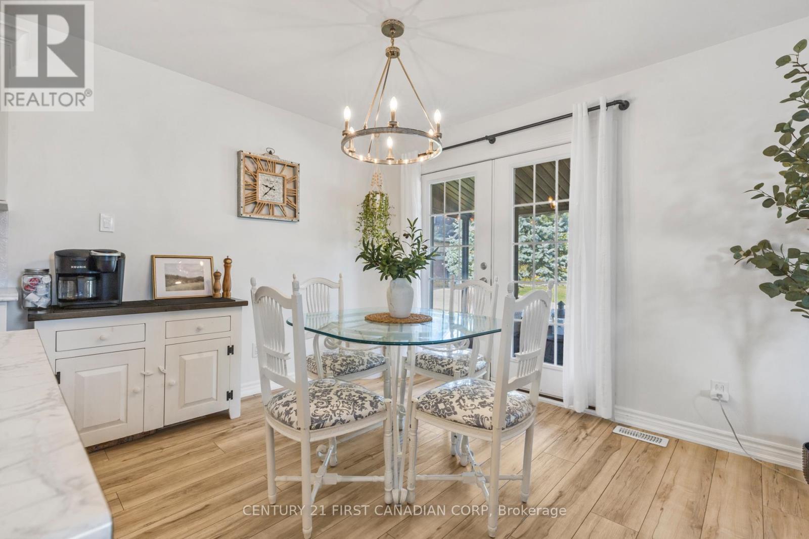 6170 William Street, Lucan Biddulph, Ontario  N0M 2J0 - Photo 11 - X12436610