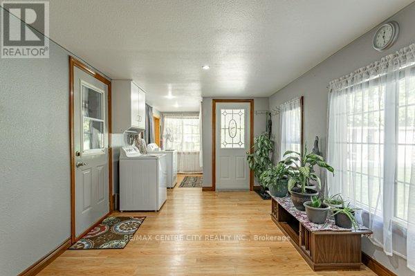 7248 Hacienda Road S, Malahide, Ontario  N5H 2R5 - Photo 16 - X12436682