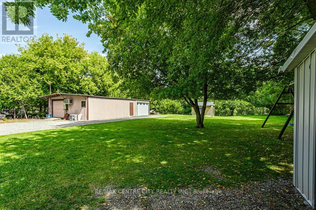7248 Hacienda Road S, Malahide, Ontario  N5H 2R5 - Photo 5 - X12436682