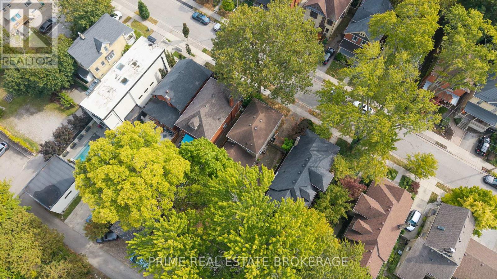 194 Cromwell Street, London East, Ontario  N6A 1Z5 - Photo 3 - X12436692
