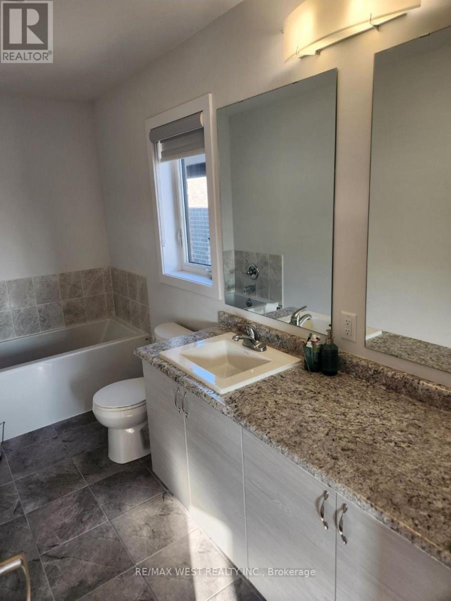 91 Cornell Rouge Boulevard, Markham, Ontario  L6B 1R1 - Photo 11 - N12436363