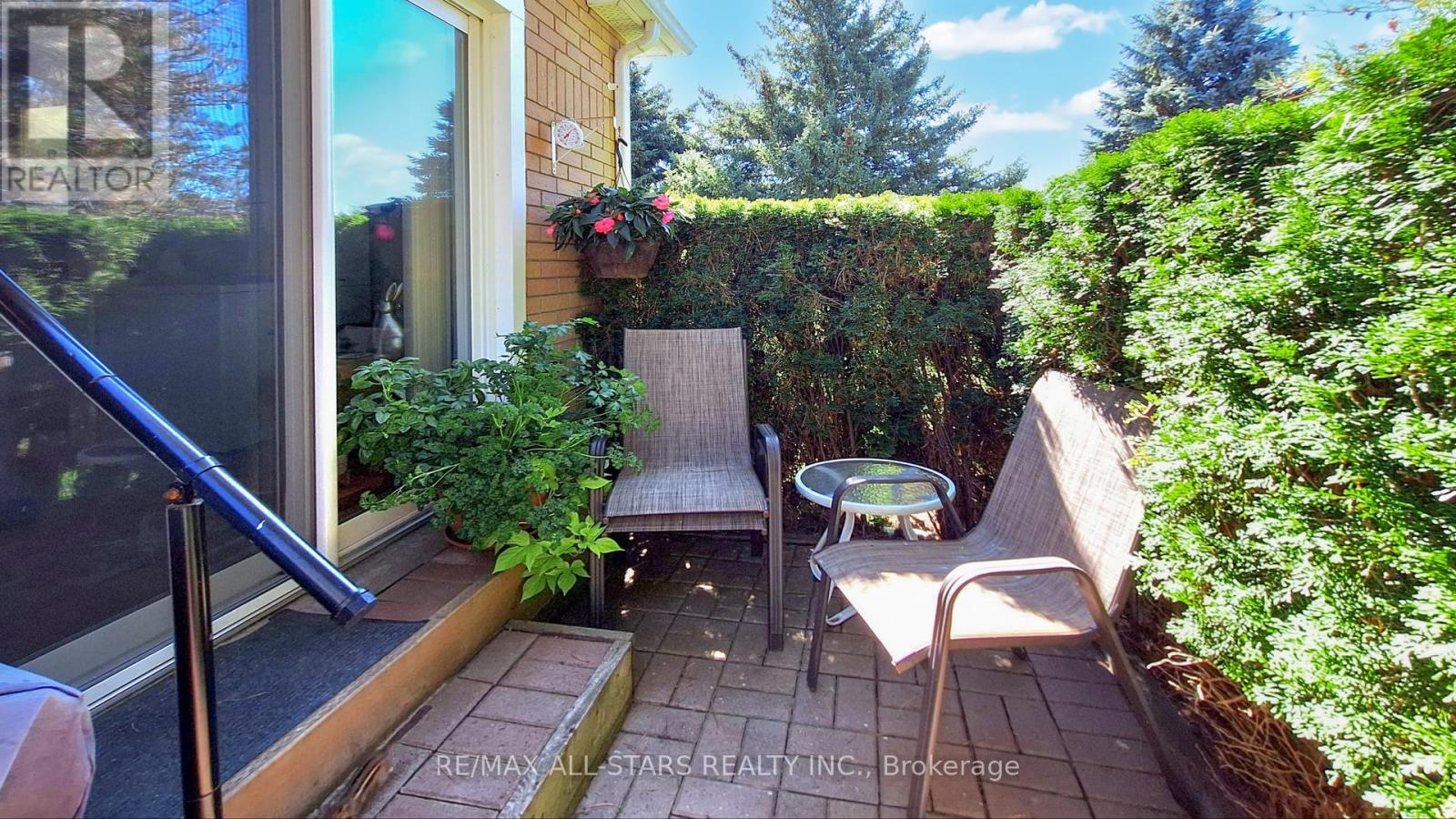 5 - 5 Beswick Lane, Uxbridge, Ontario  L9P 1G4 - Photo 4 - N12436393
