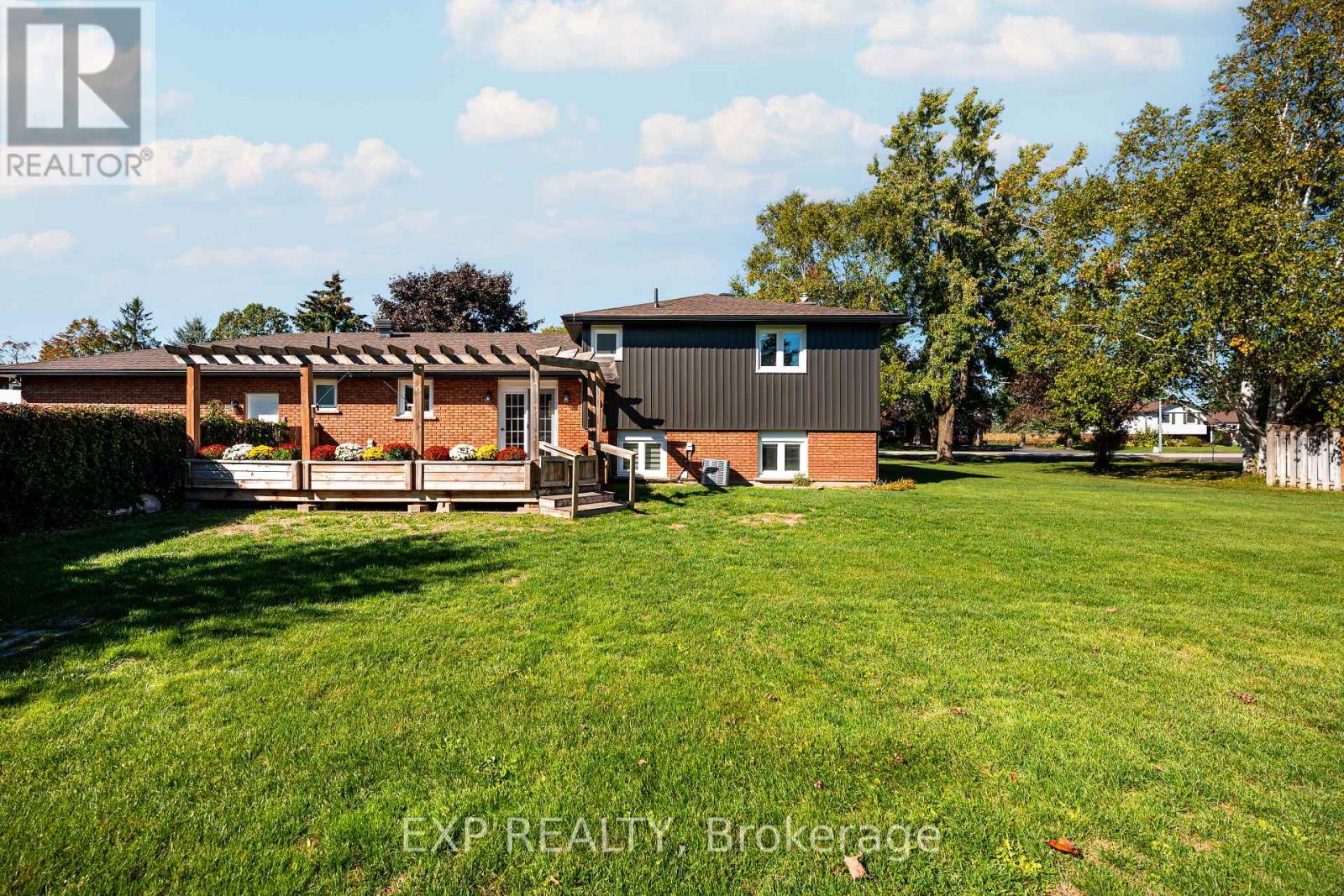 258 Nelson Crescent, Innisfil, Ontario  L9S 1E7 - Photo 38 - N12436419
