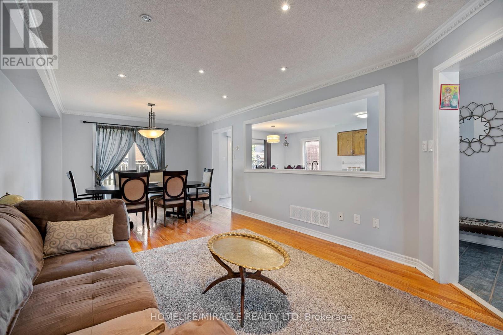 146 Roxbury Street, Markham, Ontario  L3S 3T4 - Photo 13 - N12436424