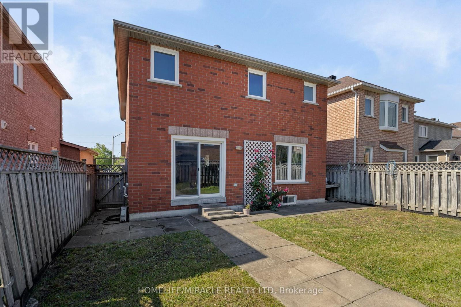 146 Roxbury Street, Markham, Ontario  L3S 3T4 - Photo 8 - N12436424