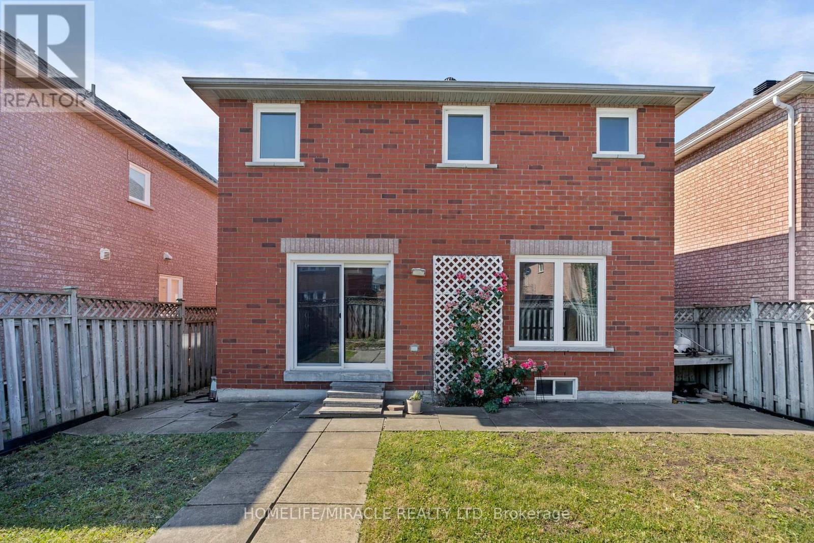 146 Roxbury Street, Markham, Ontario  L3S 3T4 - Photo 9 - N12436424