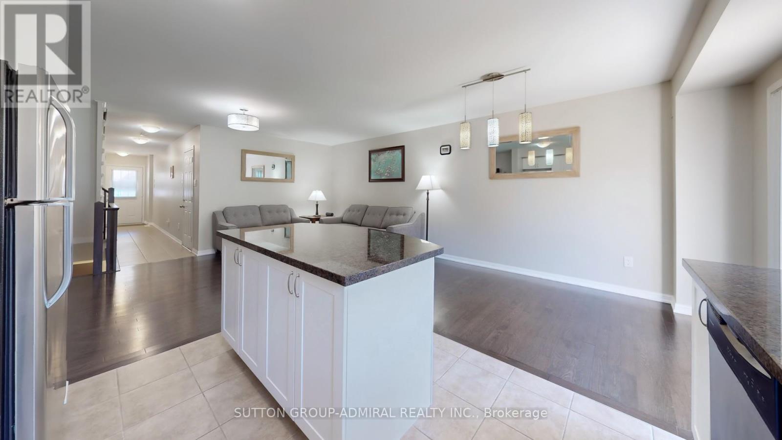 46 Edwin Pearson Street, Aurora, Ontario  L4G 0S1 - Photo 15 - N12436452