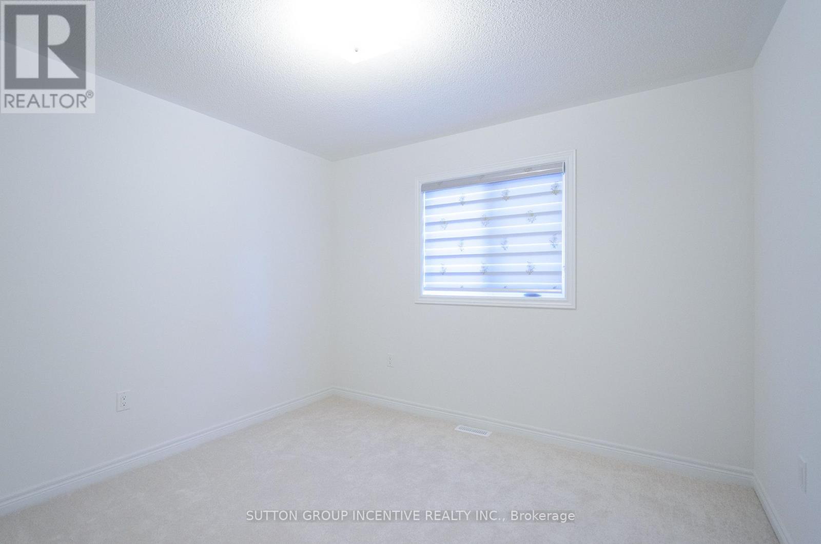 37 Baycroft Boulevard, Essa, Ontario  L3W 0M1 - Photo 18 - N12436455