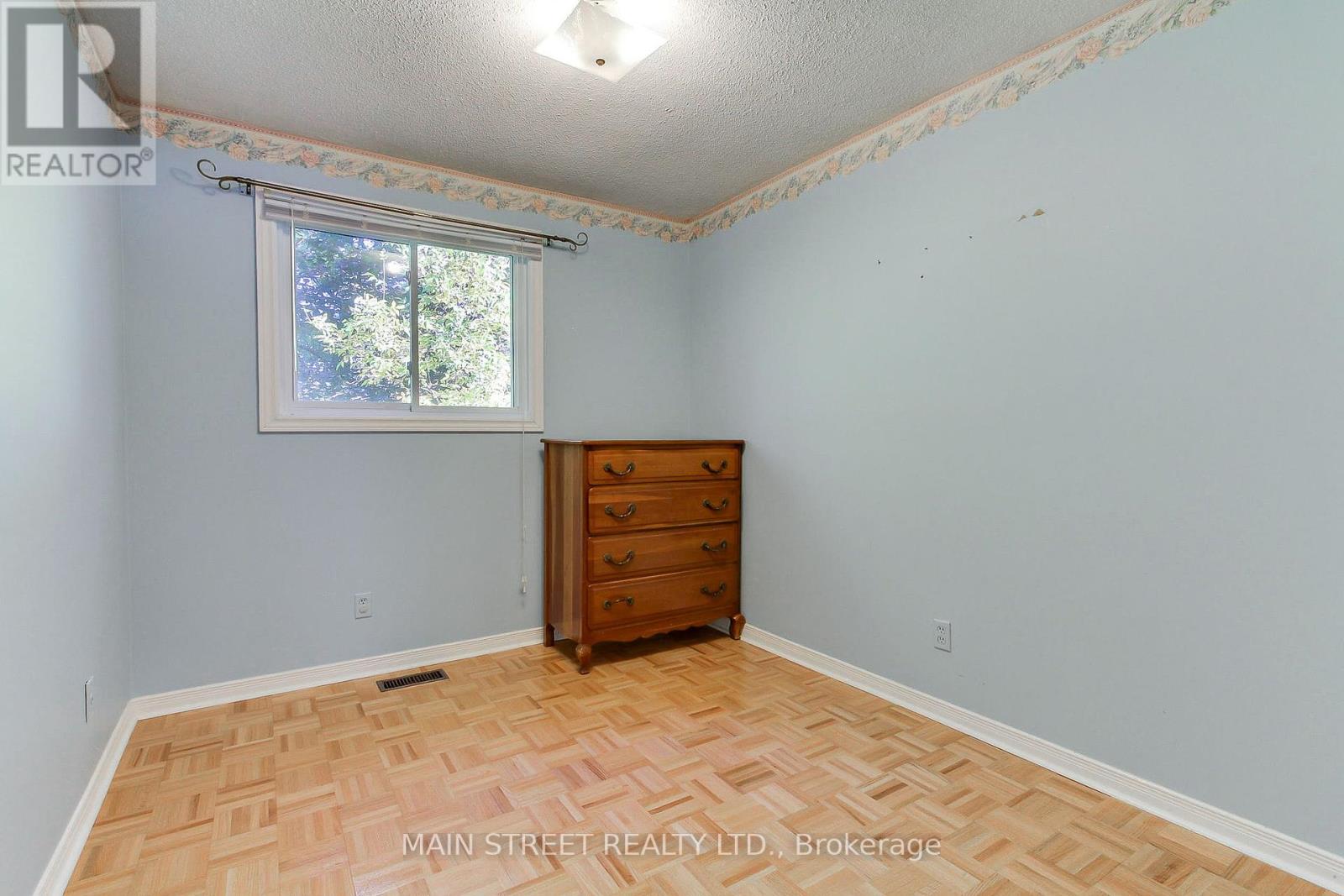 38 Smyth Crescent, New Tecumseth, Ontario  L0G 1A0 - Photo 12 - N12436462
