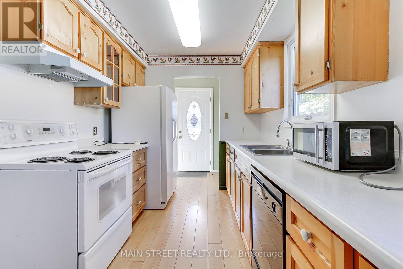 38 Smyth Crescent, New Tecumseth, Ontario  L0G 1A0 - Photo 5 - N12436462