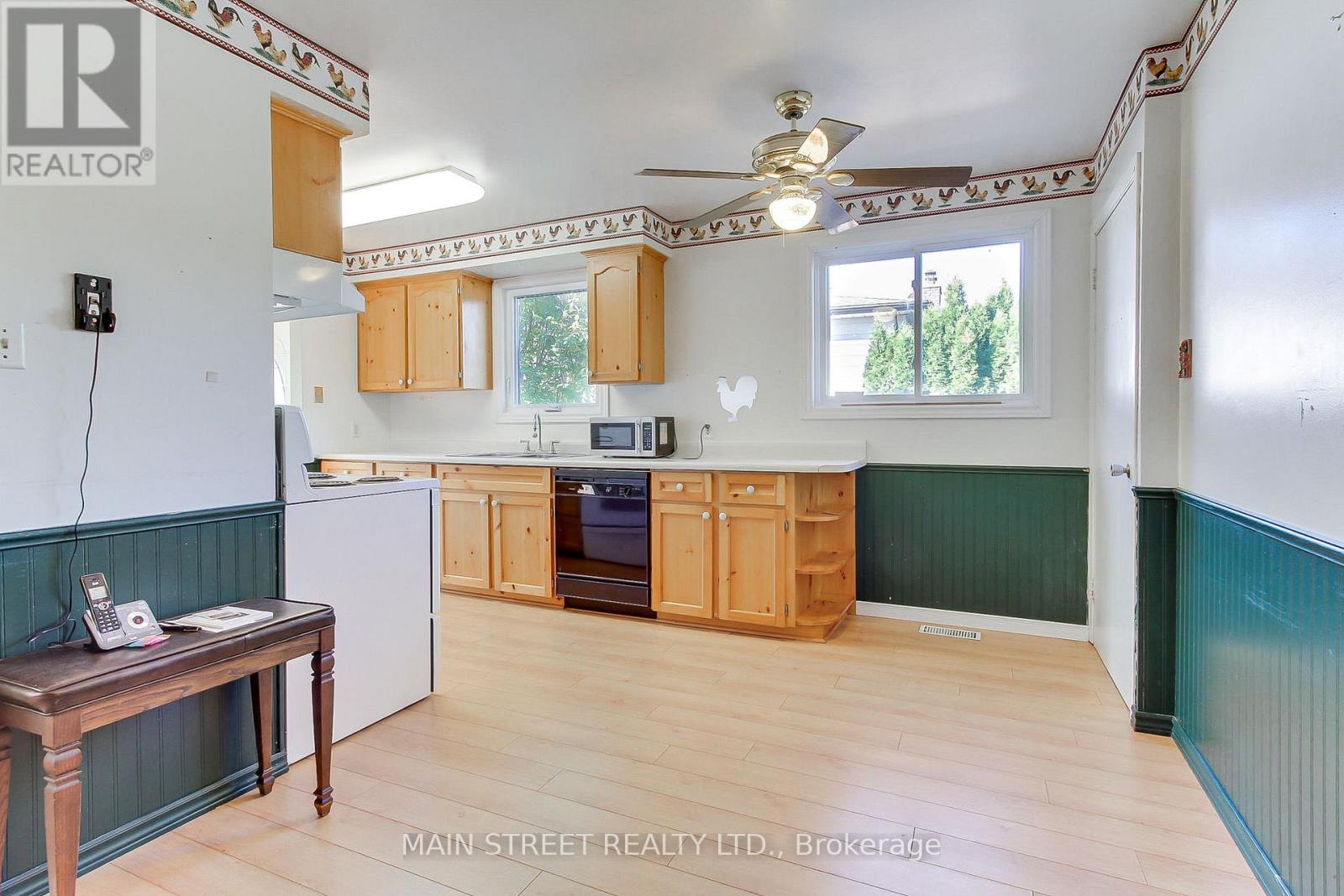 38 Smyth Crescent, New Tecumseth, Ontario  L0G 1A0 - Photo 6 - N12436462