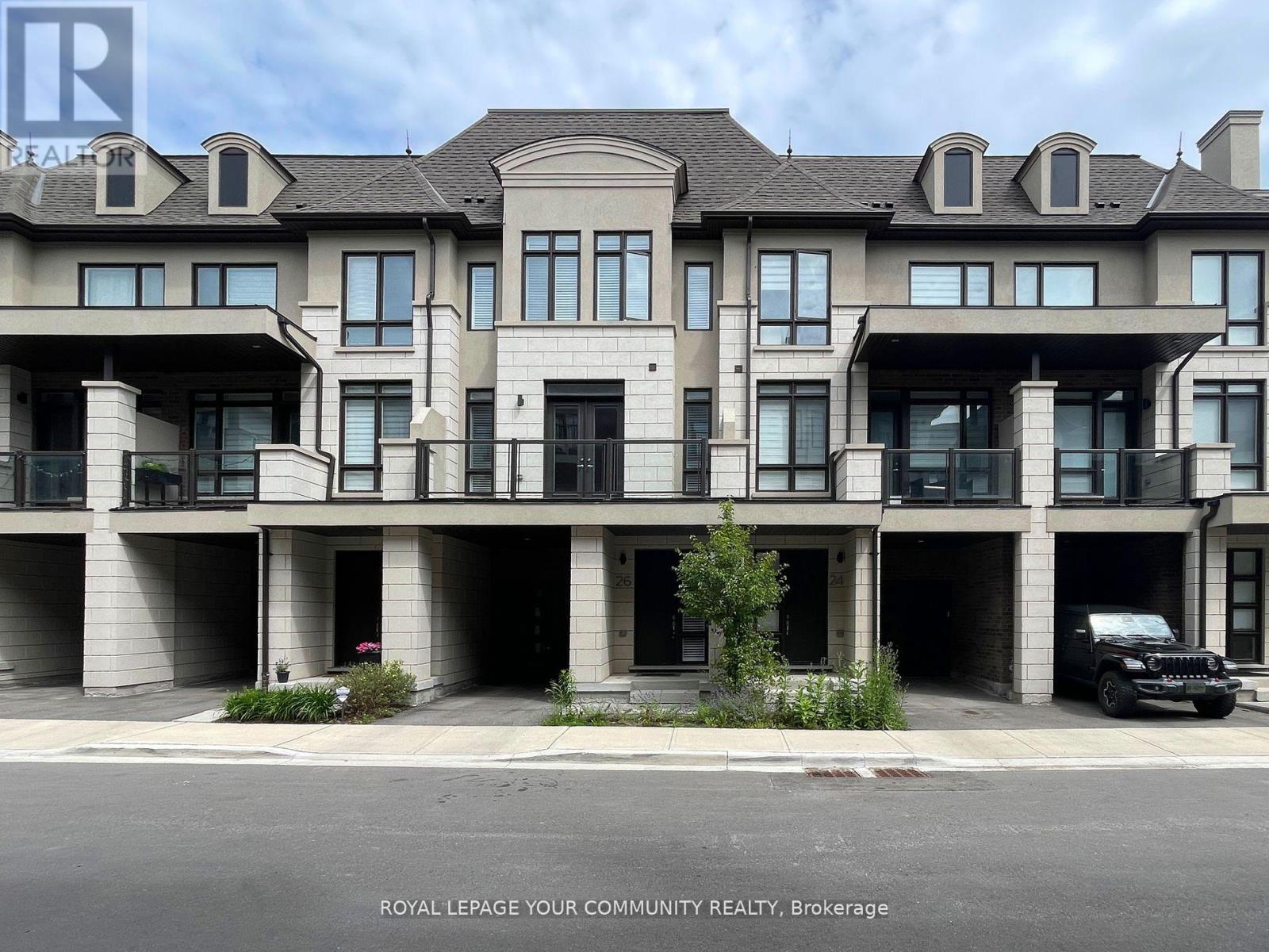 26 Banshee Lane, Richmond Hill, Ontario  L4E 1H4 - Photo 2 - N12436473