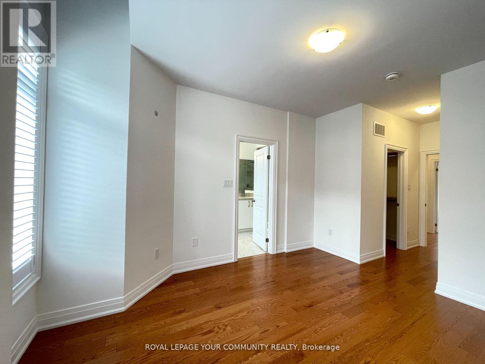 26 Banshee Lane, Richmond Hill, Ontario  L4E 1H4 - Photo 23 - N12436473
