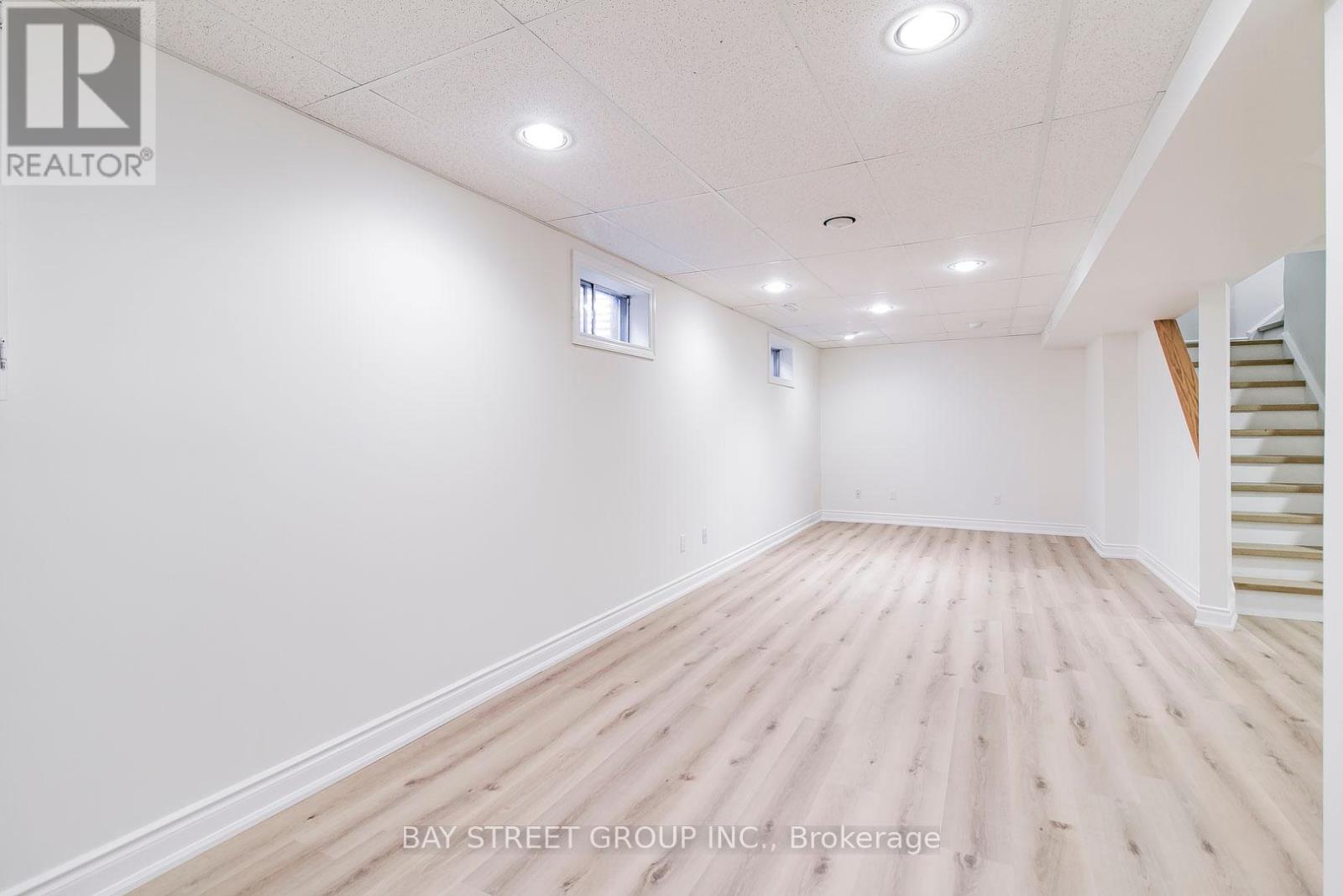 300 Fincham Avenue, Markham, Ontario  L3P 4E7 - Photo 13 - N12436542