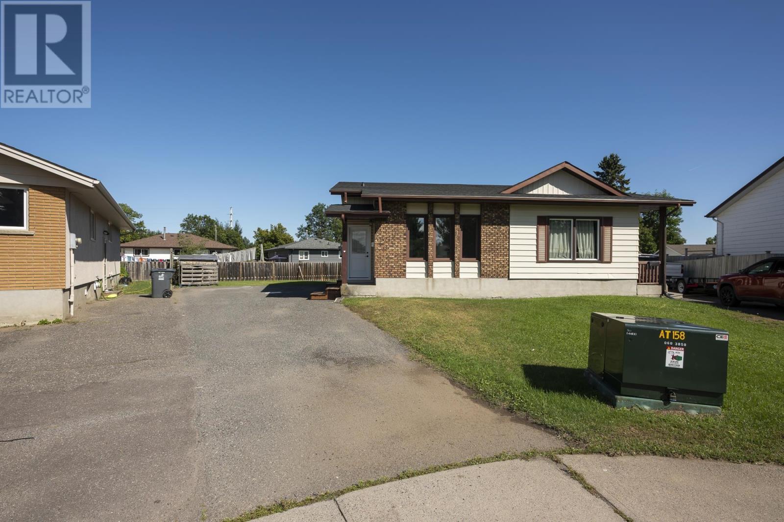 112 Conestoga St, Thunder Bay, Ontario  P7C 5S4 - Photo 1 - TB252714