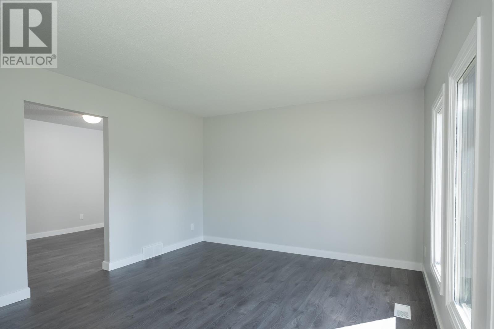 112 Conestoga St, Thunder Bay, Ontario  P7C 5S4 - Photo 15 - TB252714