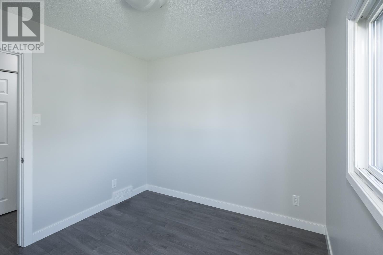 112 Conestoga St, Thunder Bay, Ontario  P7C 5S4 - Photo 30 - TB252714
