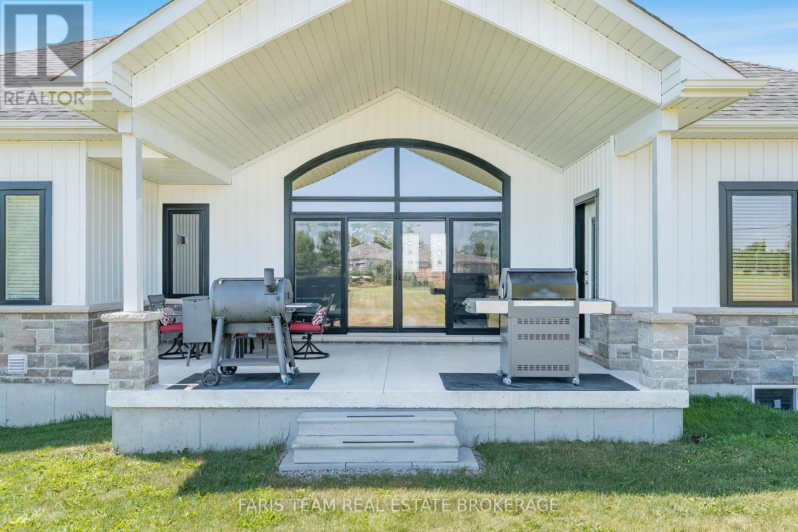 5 Breanna Boulevard, Oro-Medonte, Ontario  L3V 6H2 - Photo 30 - S12436488