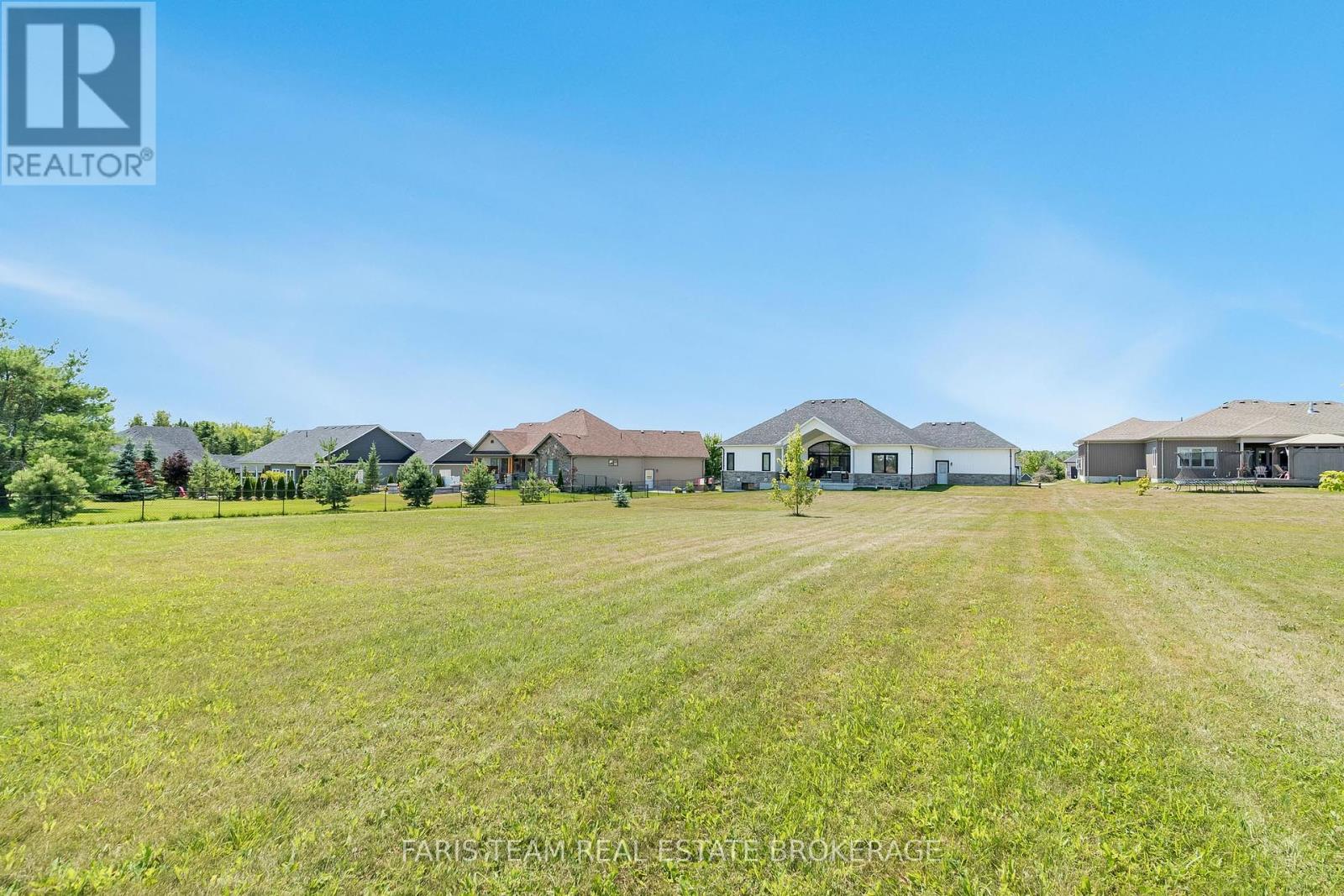 5 Breanna Boulevard, Oro-Medonte, Ontario  L3V 6H2 - Photo 32 - S12436488