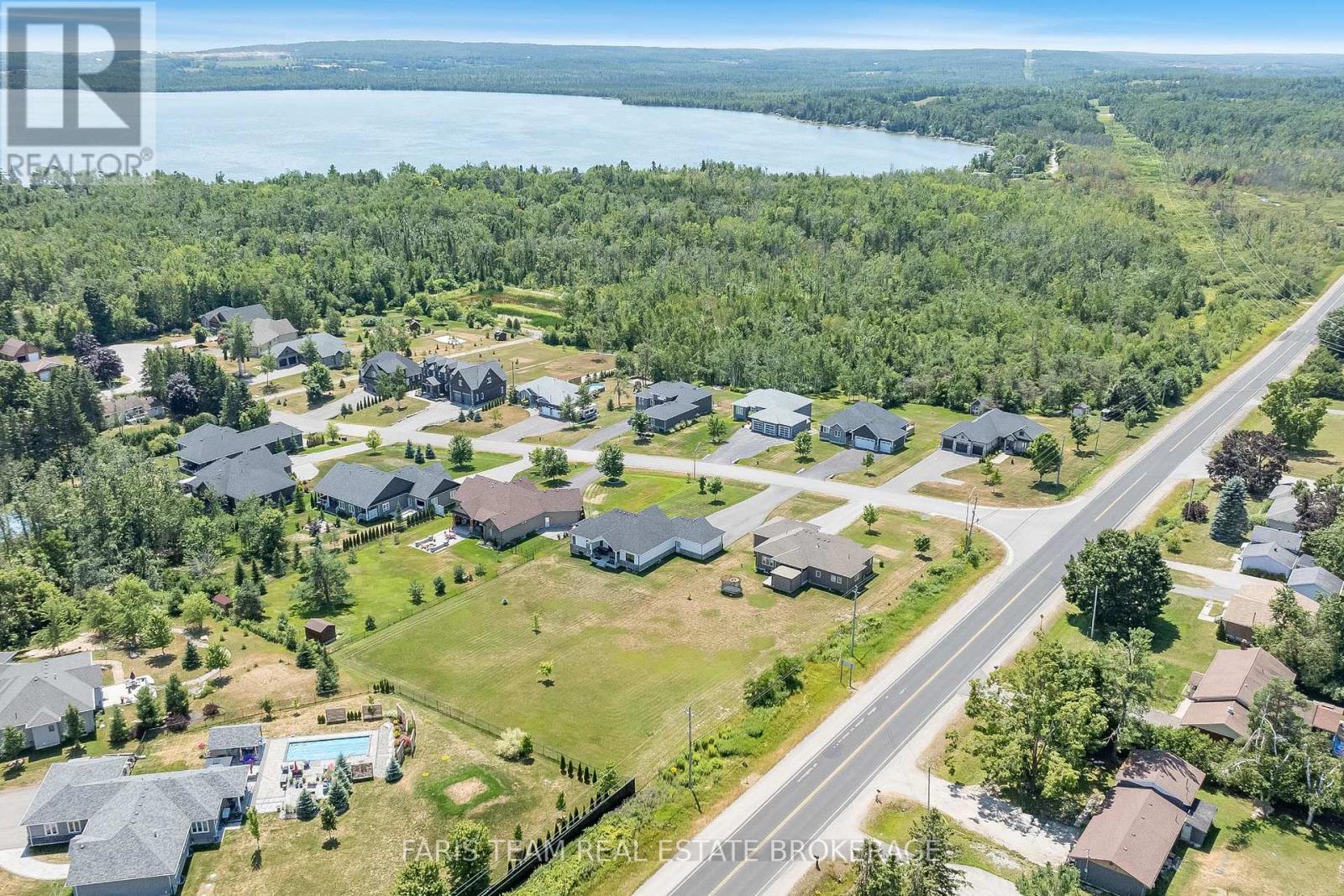 5 Breanna Boulevard, Oro-Medonte, Ontario  L3V 6H2 - Photo 38 - S12436488