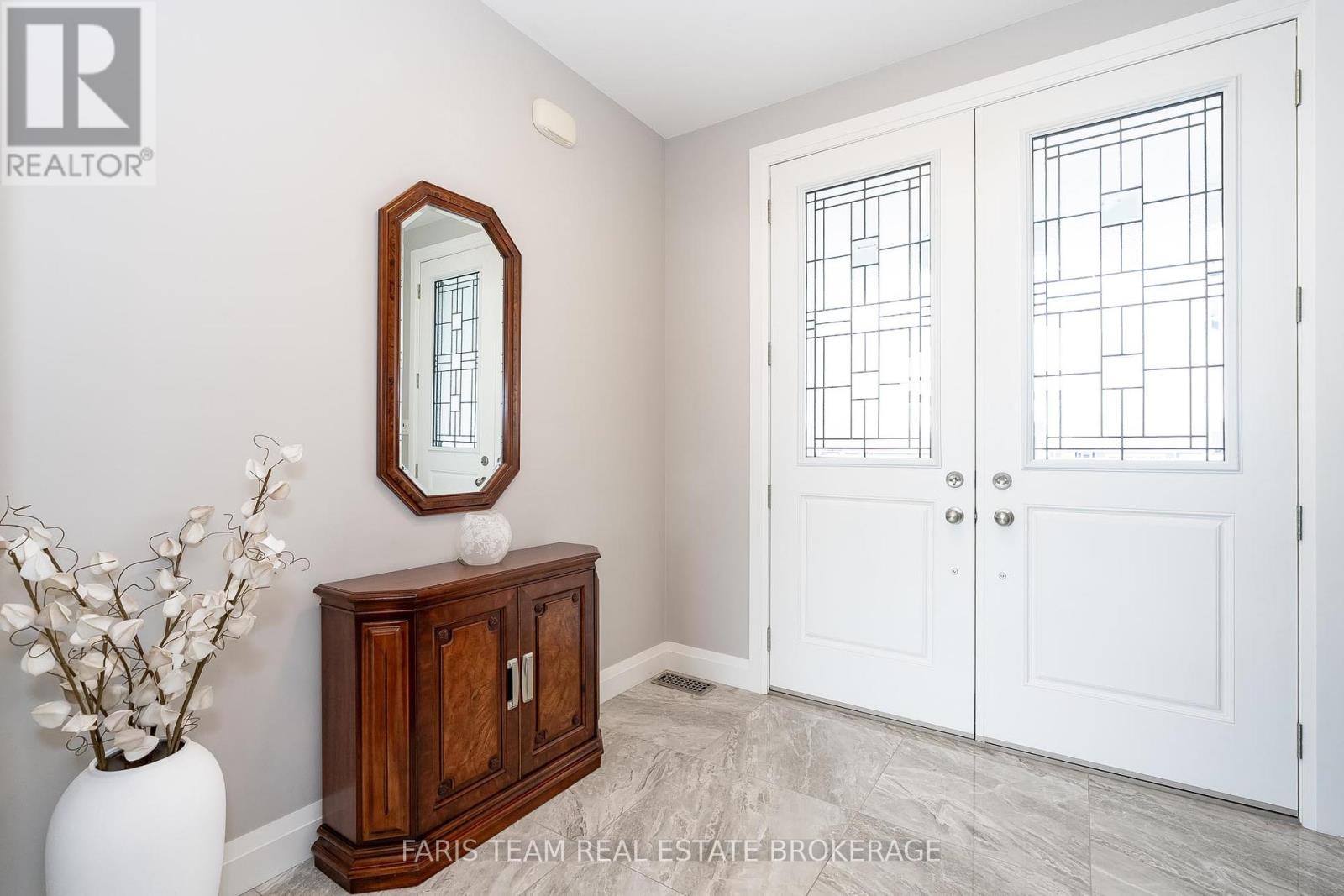 5 Breanna Boulevard, Oro-Medonte, Ontario  L3V 6H2 - Photo 7 - S12436488
