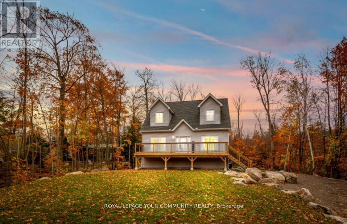 1728 Champlain Road, Tiny, Ontario  L9M 0C1 - Photo 1 - S12436492