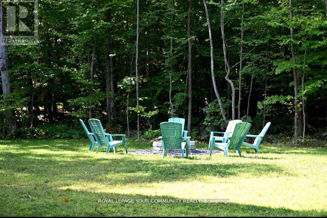 1728 Champlain Road, Tiny, Ontario  L9M 0C1 - Photo 22 - S12436492