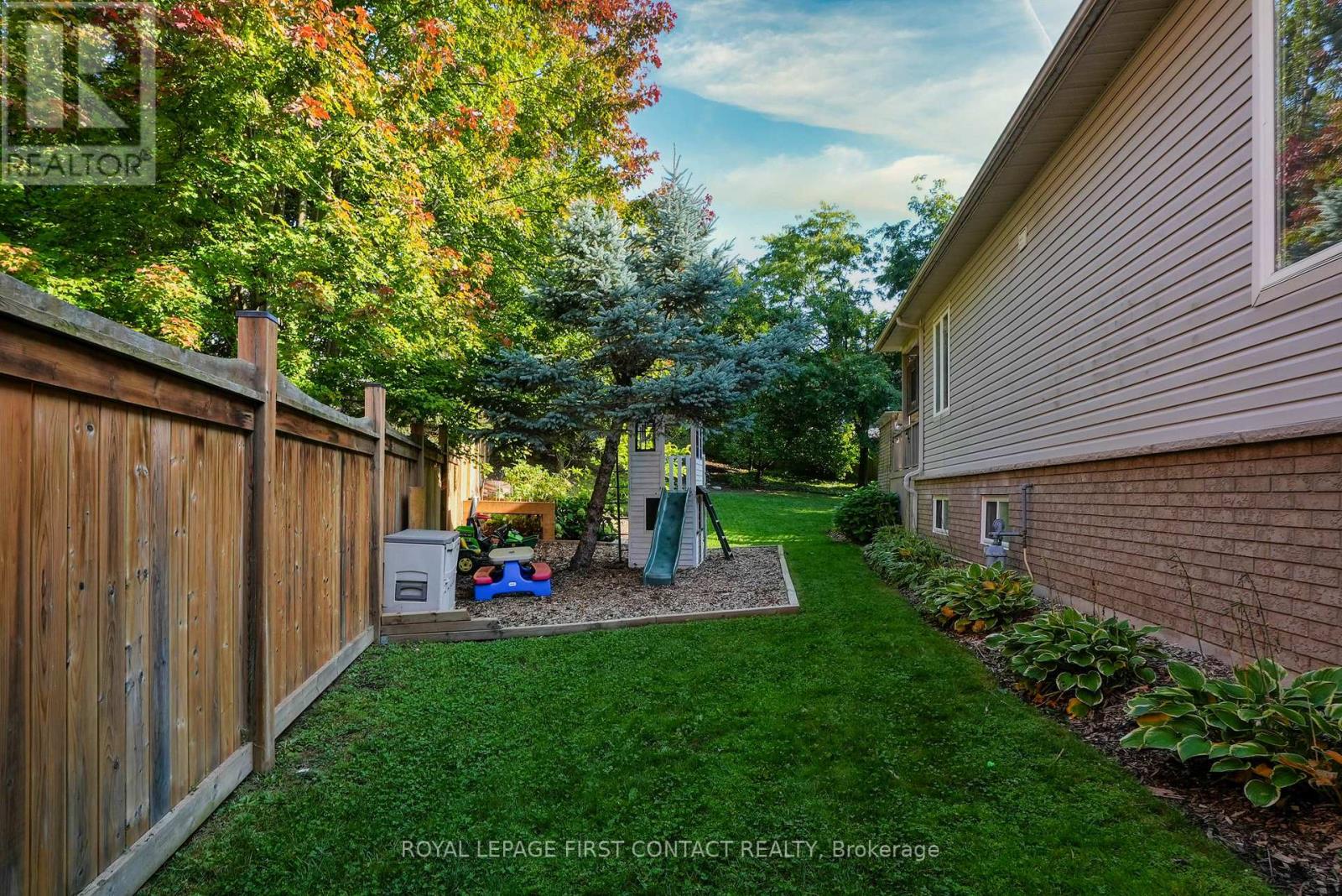 28 Windsor Crescent, Barrie, Ontario  L4N 0K3 - Photo 42 - S12436507