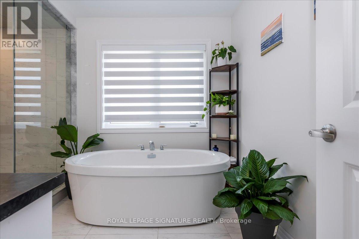 183 Rosanne Circle, Wasaga Beach, Ontario  L9Z 1J7 - Photo 14 - S12436575