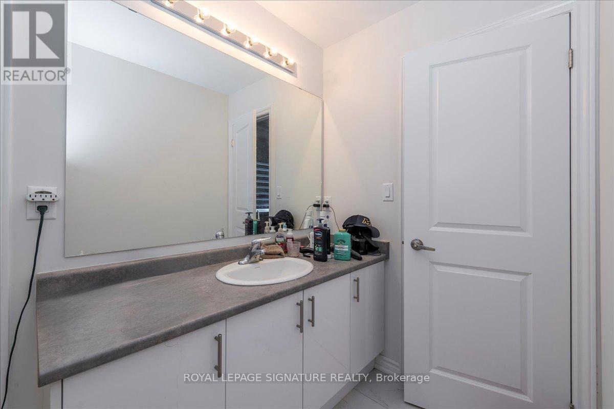 183 Rosanne Circle, Wasaga Beach, Ontario  L9Z 1J7 - Photo 18 - S12436575