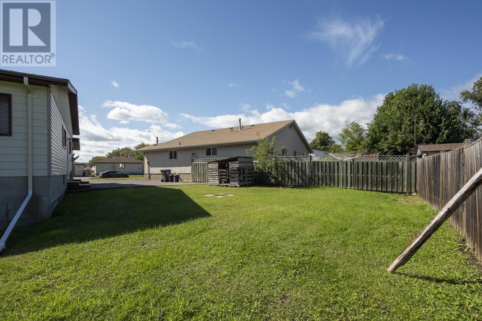 112 Conestoga St, Thunder Bay, Ontario  P7C 5S4 - Photo 8 - TB252714
