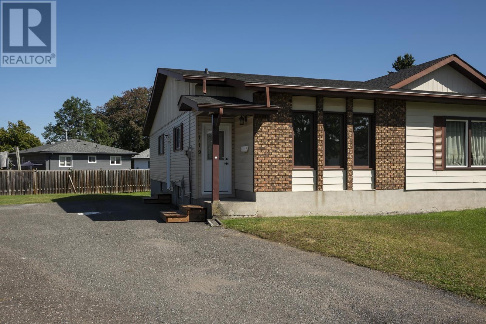 112 Conestoga St, Thunder Bay, Ontario  P7C 5S4 - Photo 3 - TB252714