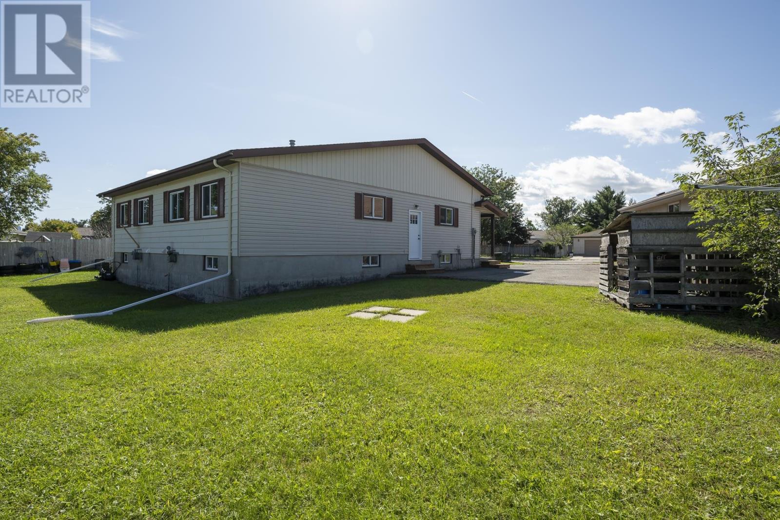 110-112 Conestoga St, Thunder Bay, Ontario  P7C 5S4 - Photo 6 - TB252722