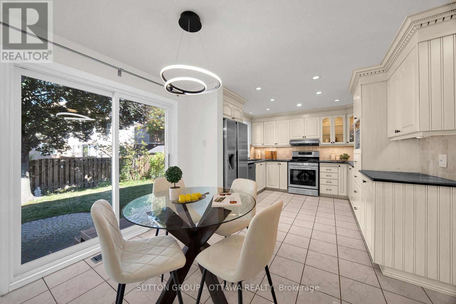 15 Rosemeade Place, Ottawa, Ontario  K2G 5V9 - Photo 15 - X12436603