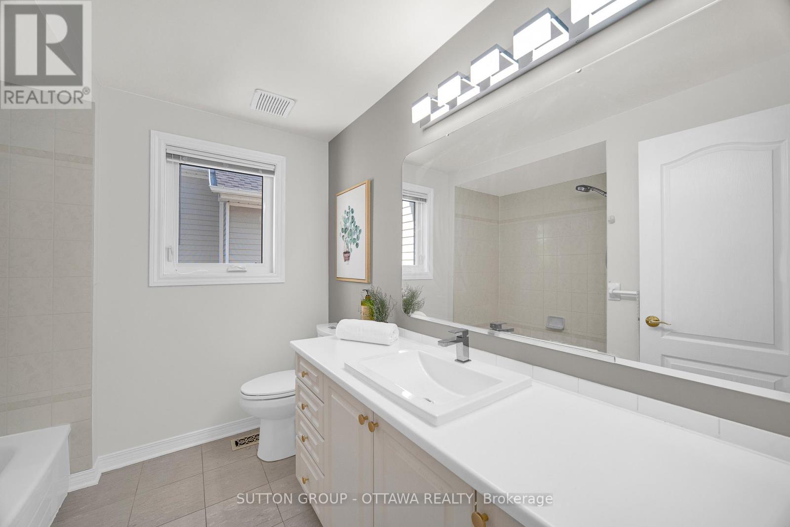15 Rosemeade Place, Ottawa, Ontario  K2G 5V9 - Photo 33 - X12436603