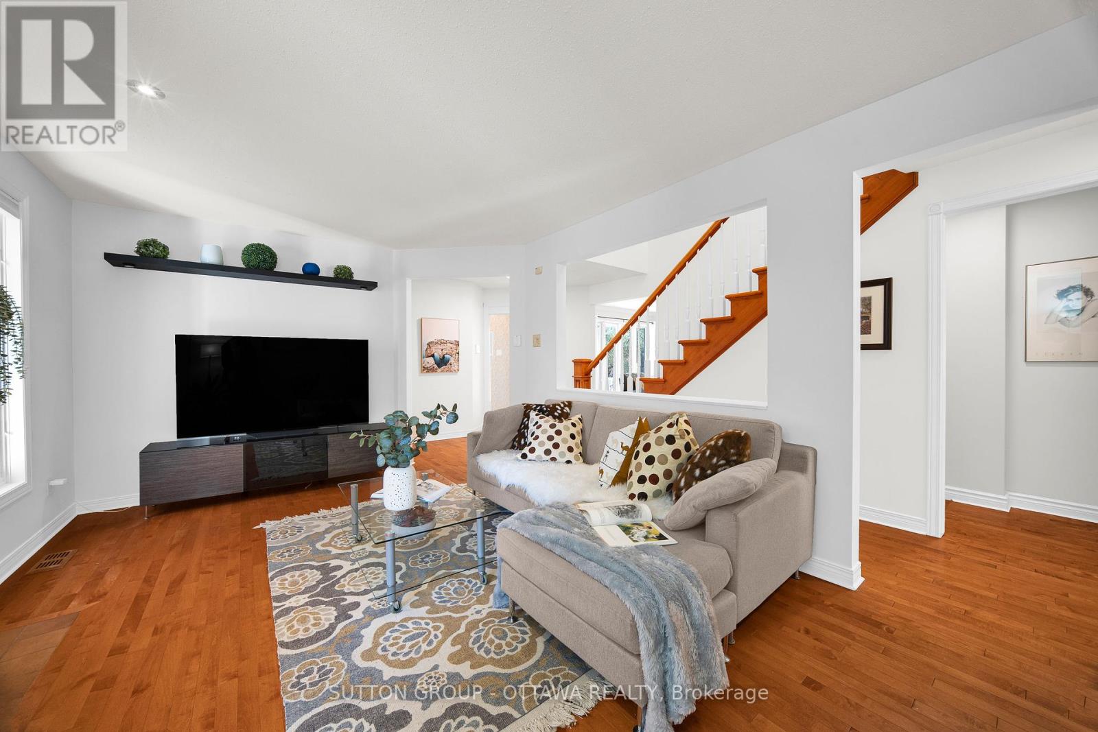 15 Rosemeade Place, Ottawa, Ontario  K2G 5V9 - Photo 4 - X12436603