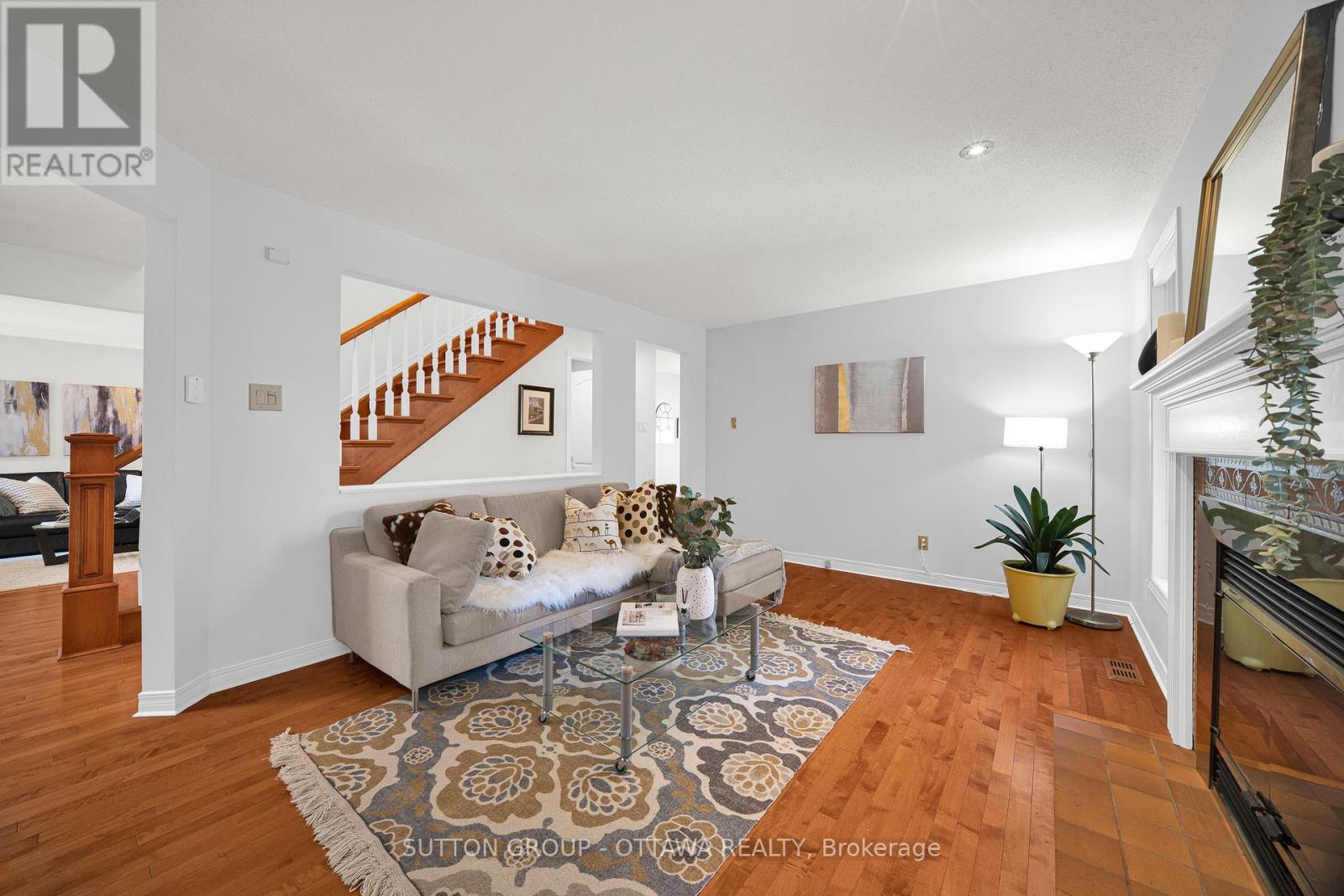 15 Rosemeade Place, Ottawa, Ontario  K2G 5V9 - Photo 5 - X12436603